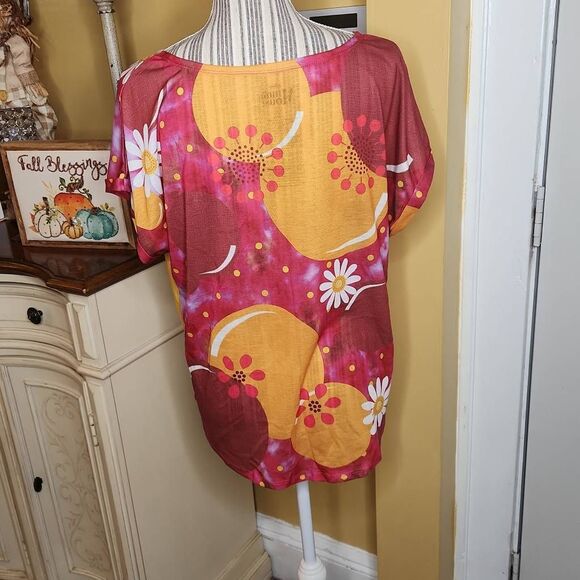 Disney Minnie Mouse blowing bubbles t shirt juniors size XL - Picture 5 of 5